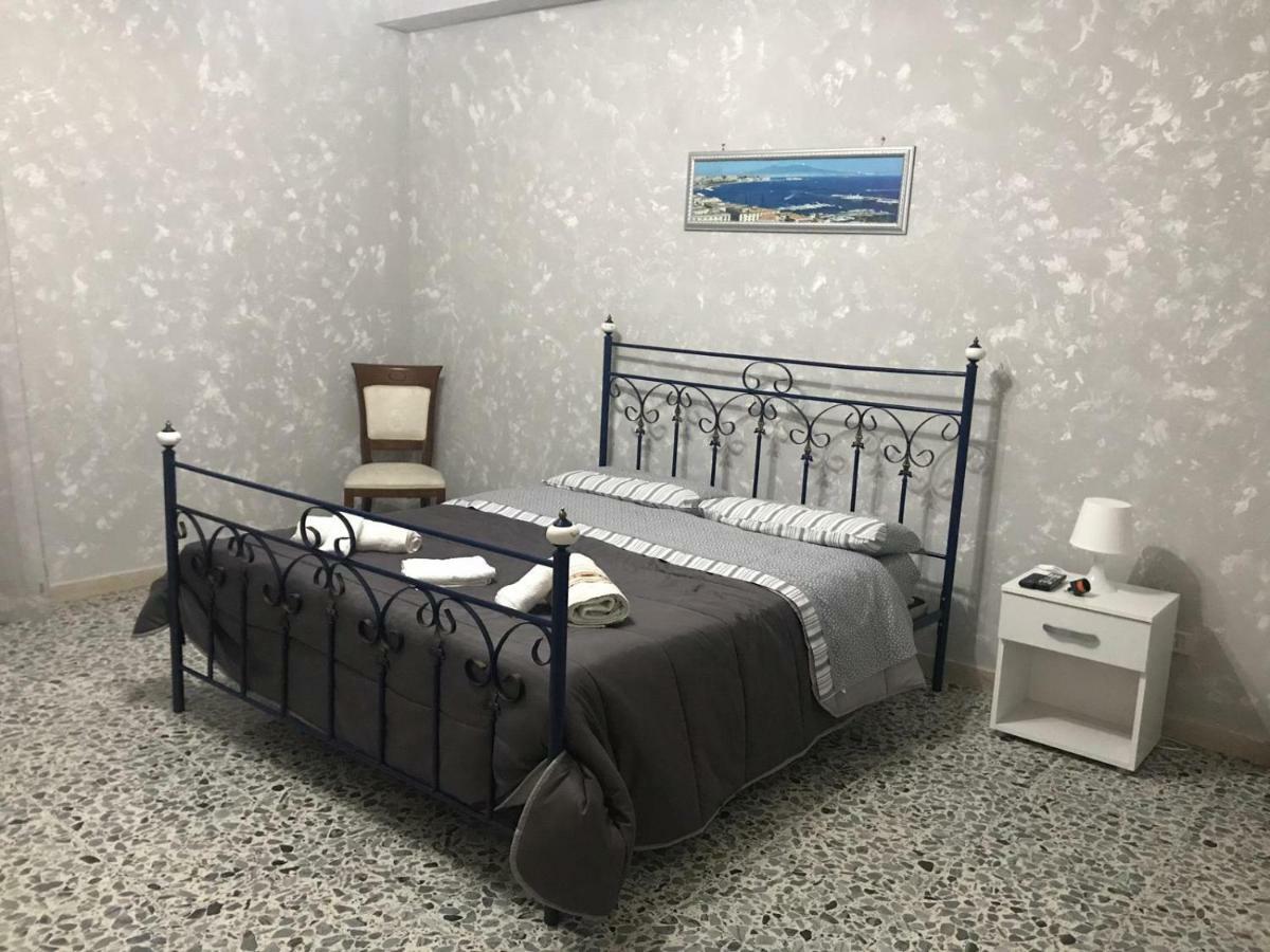 La Casa Del Re Borbone Lejlighed Napoli Eksteriør billede