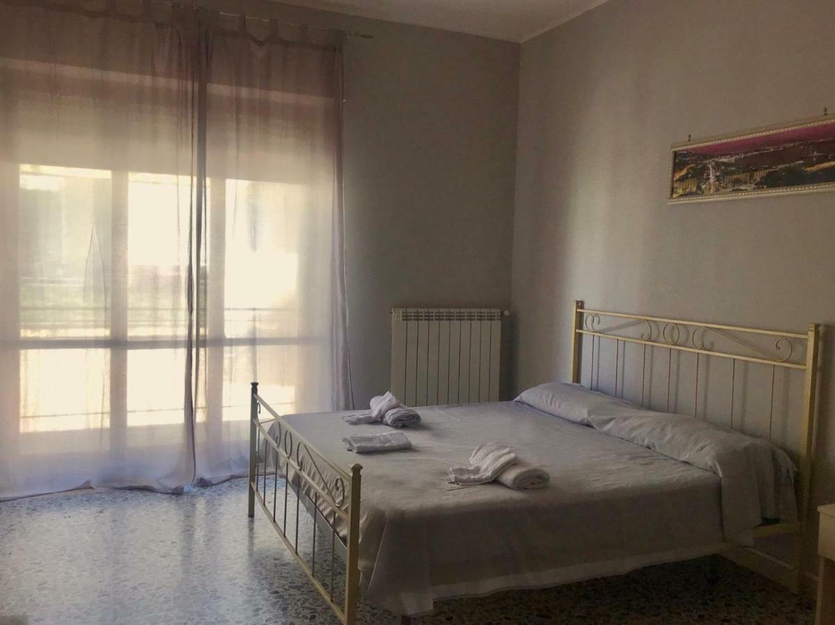 La Casa Del Re Borbone Lejlighed Napoli Eksteriør billede