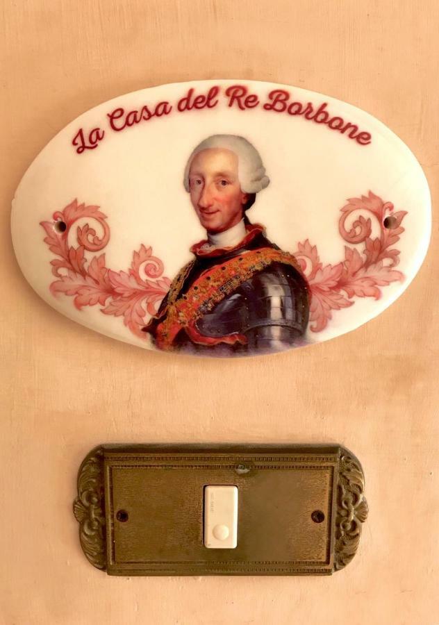 La Casa Del Re Borbone Lejlighed Napoli Eksteriør billede
